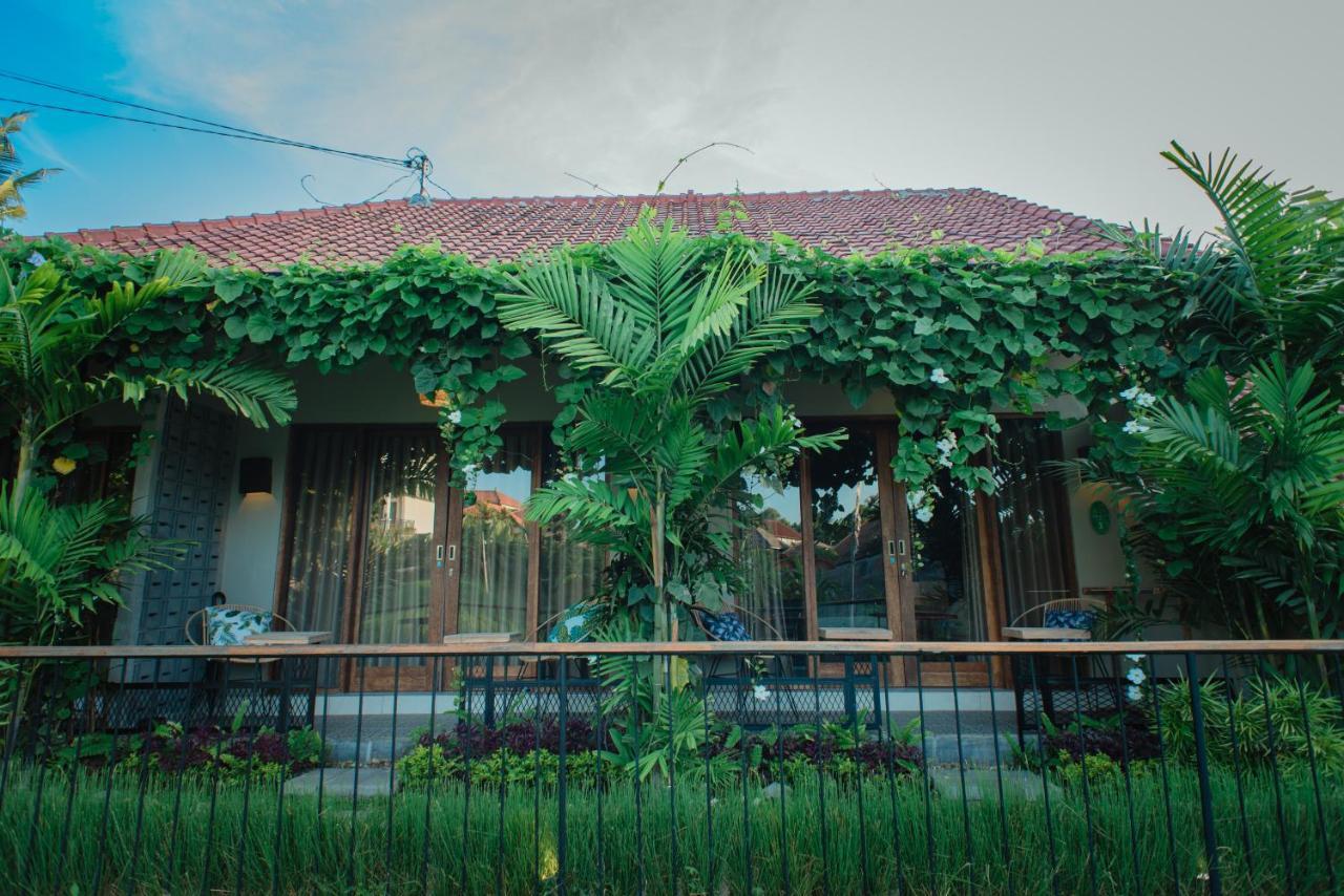 Pangkung Sari Bed And Breakfast Чангу Экстерьер фото